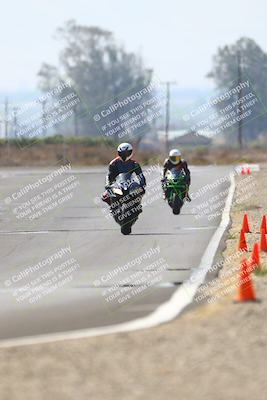 media/Sep-20-2025-TrackDaz (Sat) [[27f0cde673]]/B Group/220pm (Turn 9)/